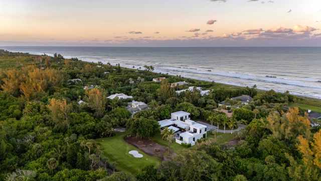 12 N Beach Road, Jupiter Island, FL 33455