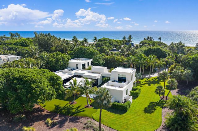 12 N Beach Road, Jupiter Island, FL 33455