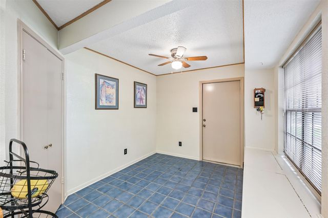 606 Prize Oaks DR, Cedar Park, TX 78613
