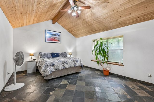 606 Prize Oaks DR, Cedar Park, TX 78613