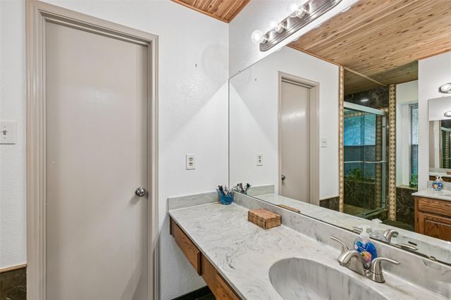606 Prize Oaks DR, Cedar Park, TX 78613