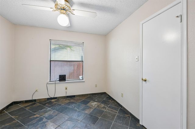 606 Prize Oaks DR, Cedar Park, TX 78613