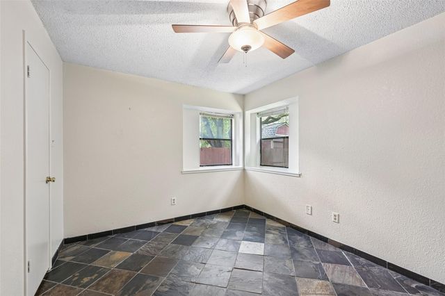 606 Prize Oaks DR, Cedar Park, TX 78613