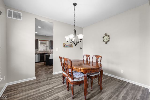 1628 Ballyganner Drive, Avon, IN 46123