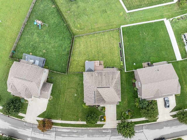 1628 Ballyganner Drive, Avon, IN 46123