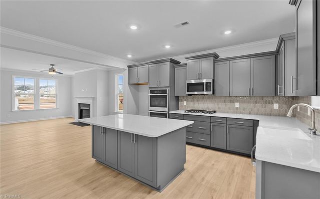 8605 Lemur Lane, Summerfield, NC 27358