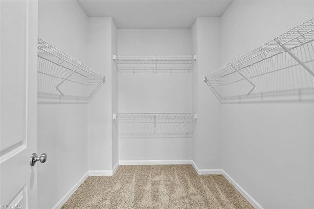 8605 Lemur Lane, Summerfield, NC 27358