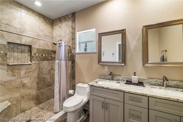 13 Silk Oak Street, Lake Placid, FL 33852