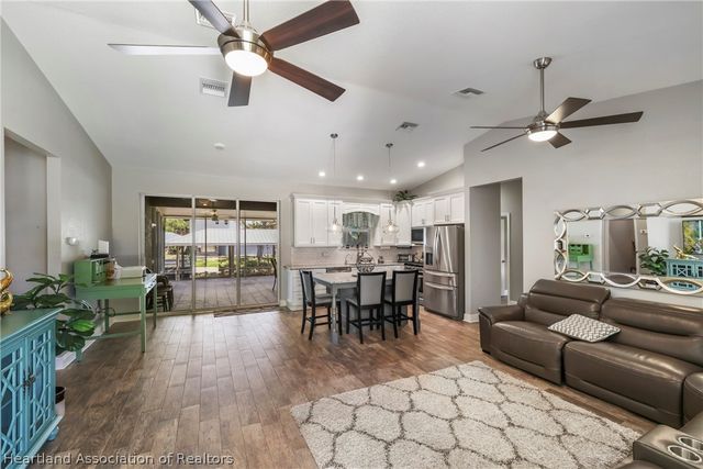 13 Silk Oak Street, Lake Placid, FL 33852