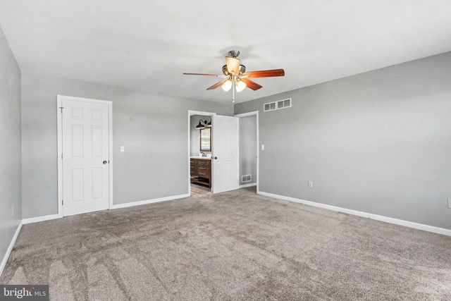 195 MARTEL CIR, Dillsburg, PA 17019