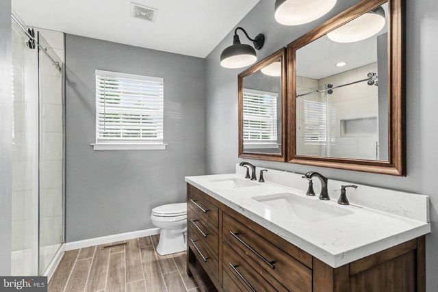 195 MARTEL CIR, Dillsburg, PA 17019