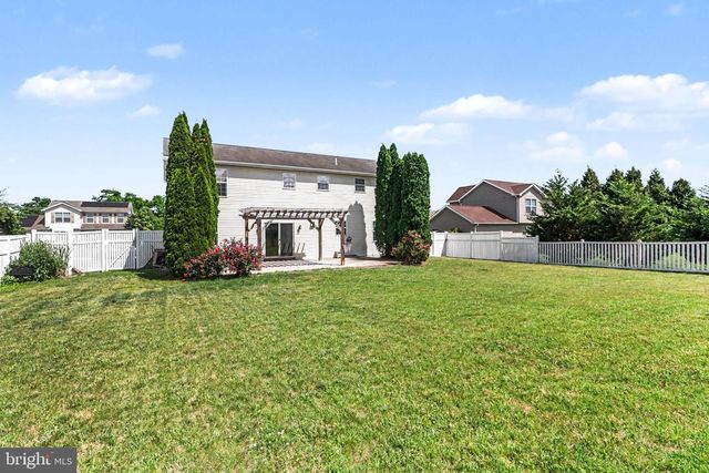 195 MARTEL CIR, Dillsburg, PA 17019