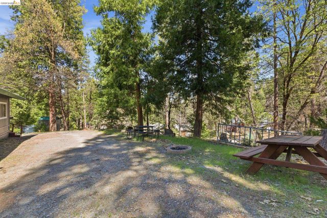 24189 S Fork Rd, Twain Harte, CA 95383