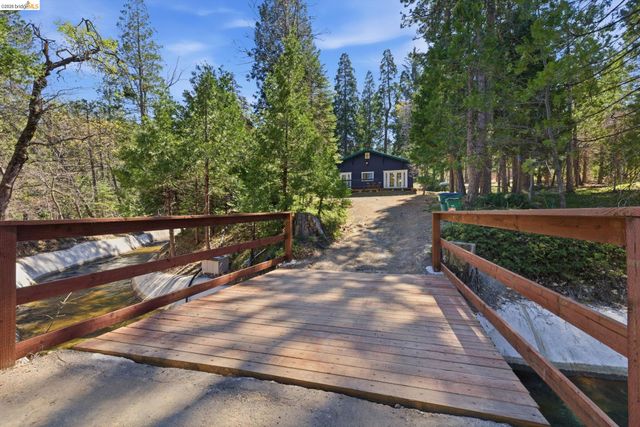 24189 S Fork Rd, Twain Harte, CA 95383