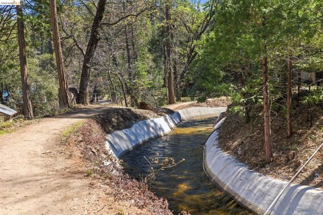 24189 S Fork Rd, Twain Harte, CA 95383