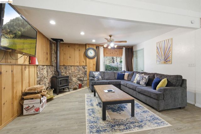 24189 S Fork Rd, Twain Harte, CA 95383