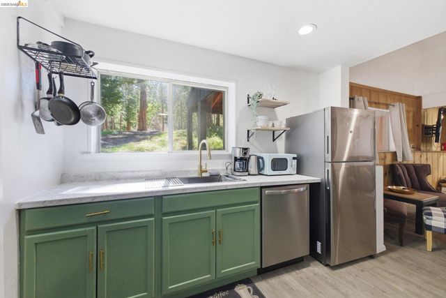 24189 S Fork Rd, Twain Harte, CA 95383