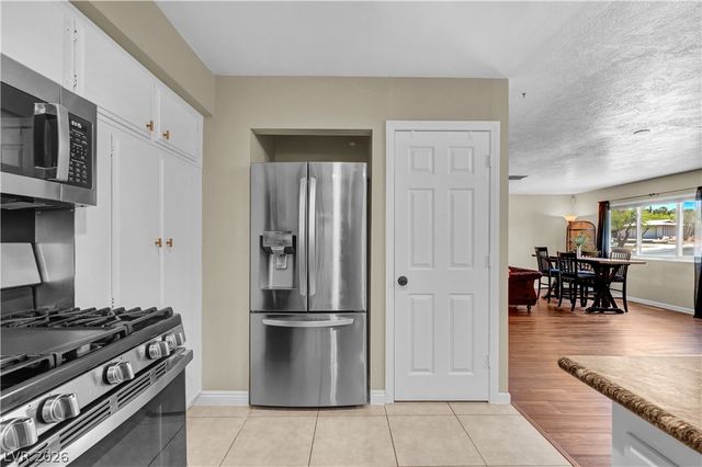 1102 Arapaho Way, Boulder City, NV 89005
