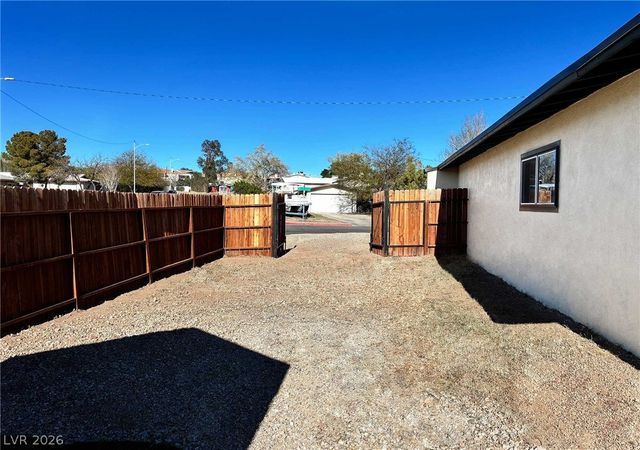 1102 Arapaho Way, Boulder City, NV 89005
