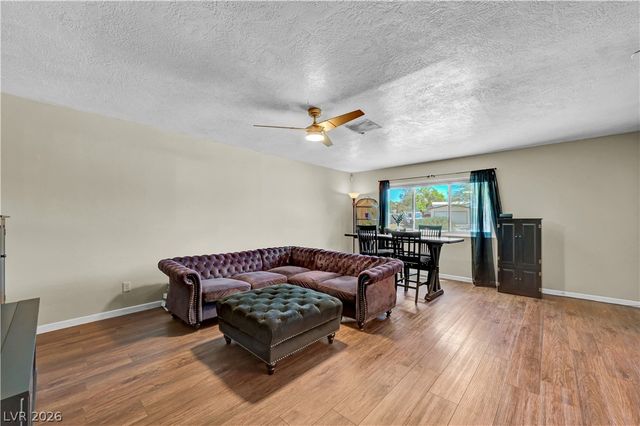 1102 Arapaho Way, Boulder City, NV 89005