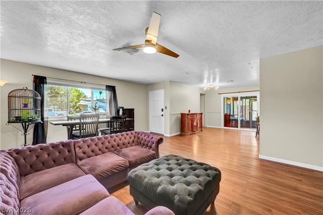 1102 Arapaho Way, Boulder City, NV 89005