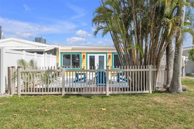 445 63RD STREET, Holmes Beach, FL 34217