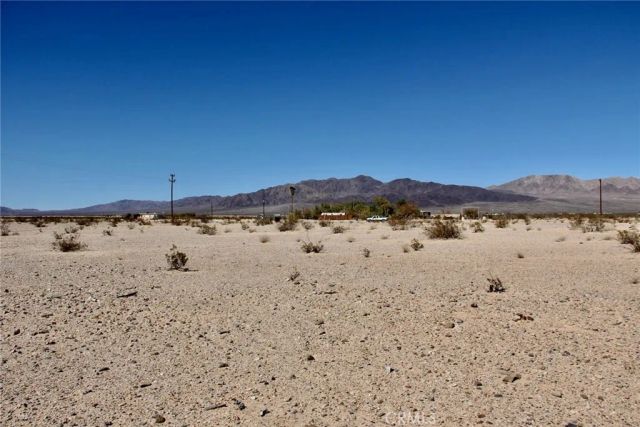 6281811 Amboy, 29 Palms, CA 92277