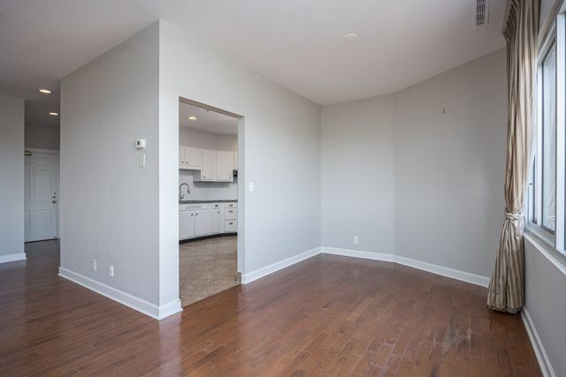 4215 Harding Pike Apt 1203, Nashville, TN 37205