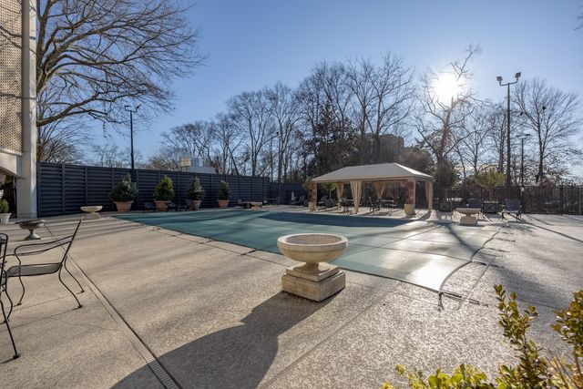 4215 Harding Pike Apt 1203, Nashville, TN 37205