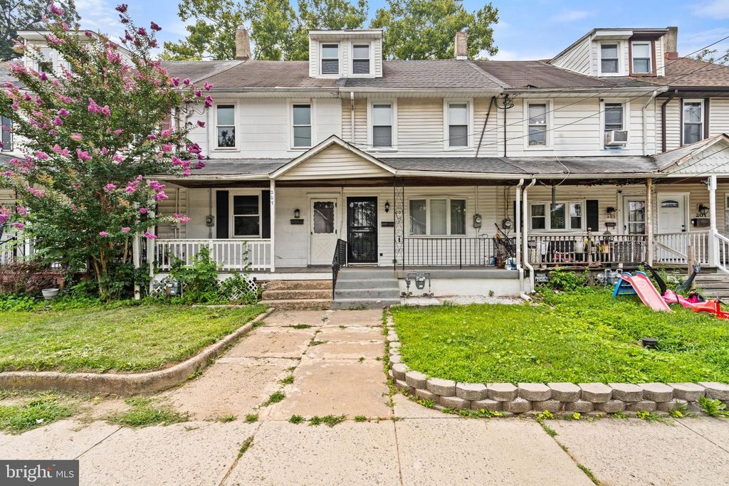 205 WILLOW ST, Delanco, NJ 08075
