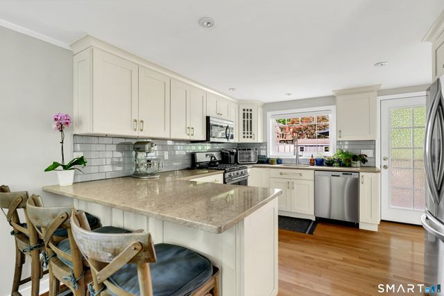 23 Highland Avenue, Bethel, CT 06801