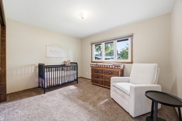 2844 Hickory Street N, Fargo, ND 58102