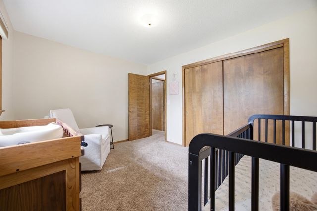 2844 Hickory Street N, Fargo, ND 58102