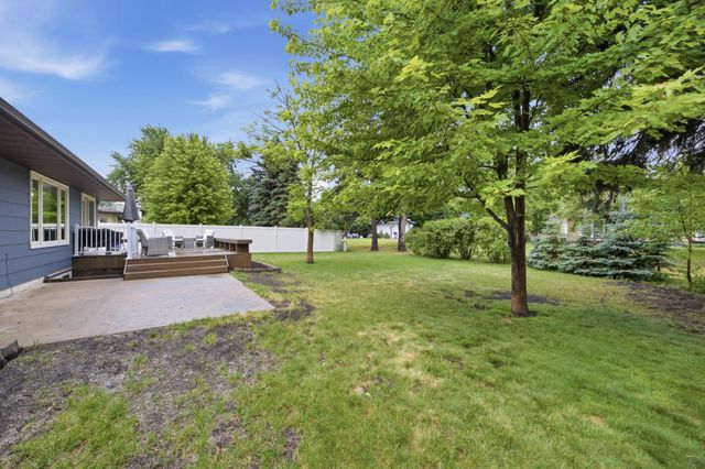 2844 Hickory Street N, Fargo, ND 58102