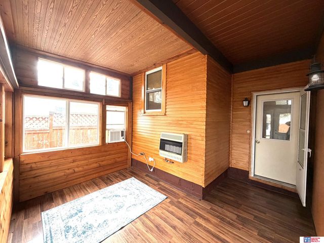 1806 S 50th Street, Lincoln, NE 68506