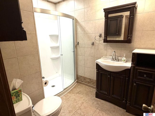 1806 S 50th Street, Lincoln, NE 68506