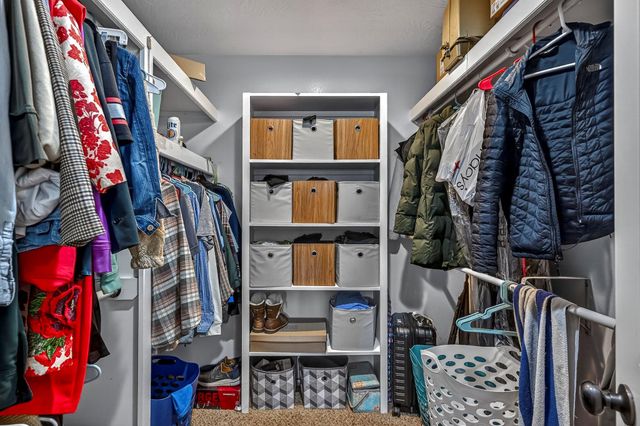 422 Fieldstone Road, Clever, MO 65631