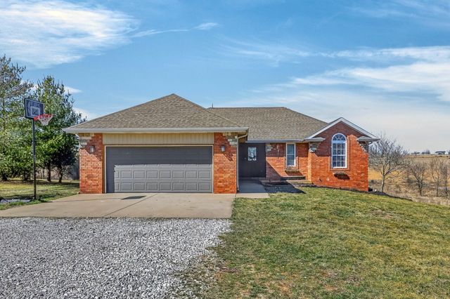 422 Fieldstone Road, Clever, MO 65631