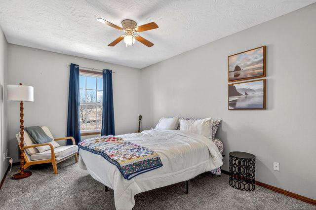 422 Fieldstone Road, Clever, MO 65631