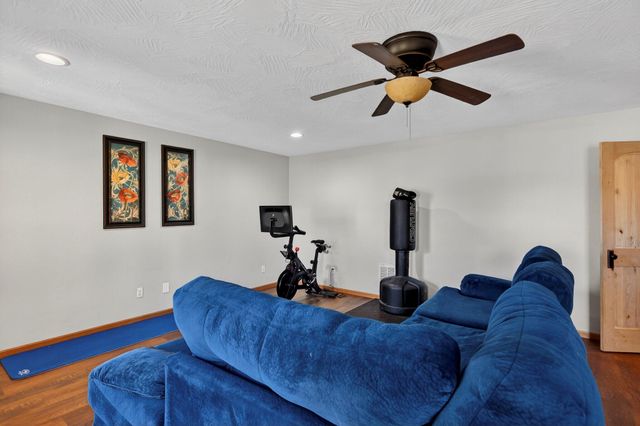 422 Fieldstone Road, Clever, MO 65631