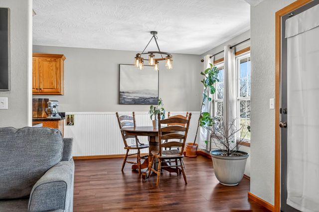 422 Fieldstone Road, Clever, MO 65631