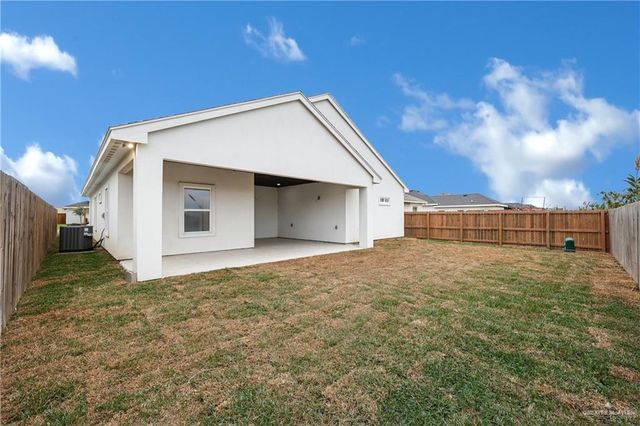 3310 Las Vistas Lane, Weslaco, TX 78596