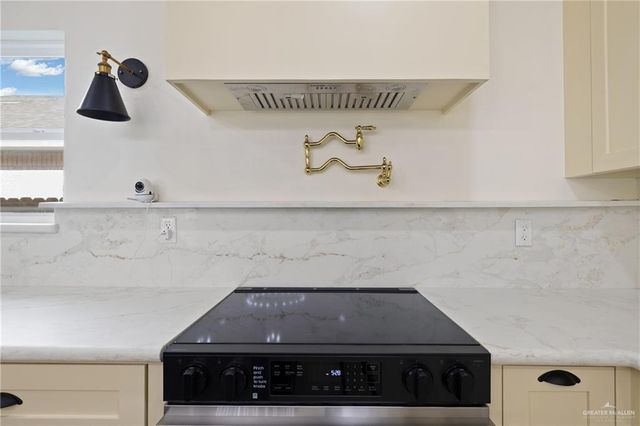 3310 Las Vistas Lane, Weslaco, TX 78596