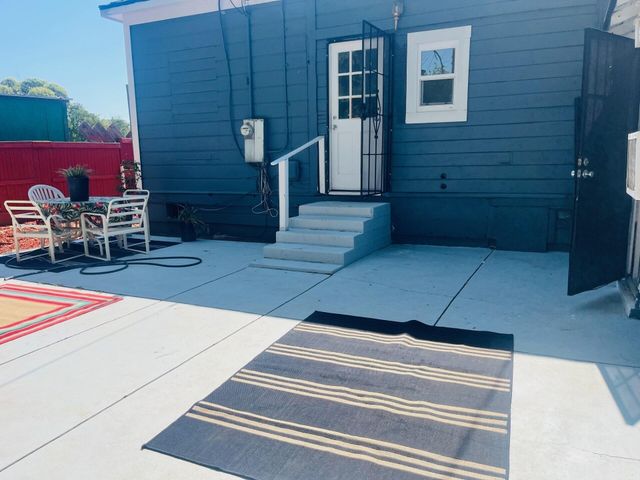 824 N Willis Street, Visalia, CA 93291