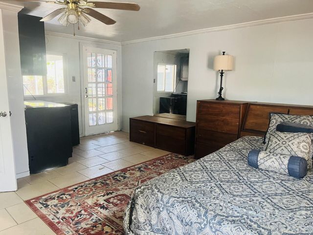 824 N Willis Street, Visalia, CA 93291