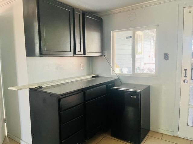 824 N Willis Street, Visalia, CA 93291