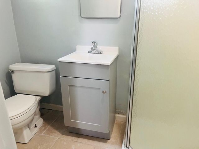 824 N Willis Street, Visalia, CA 93291