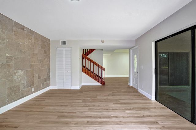 4872 NW 95th Avenue, Sunrise, FL 33351