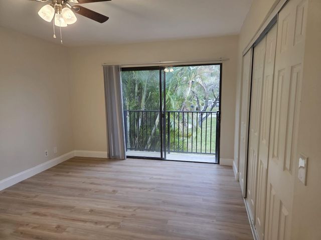 4872 NW 95th Avenue, Sunrise, FL 33351