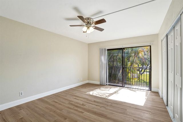 4872 NW 95th Avenue, Sunrise, FL 33351